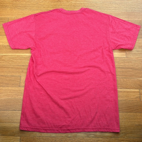 Savvy Red Heather T-Shirt with "Trust Me I'm a Dr" and Dr Pepper logo. - Picture 3 of 3